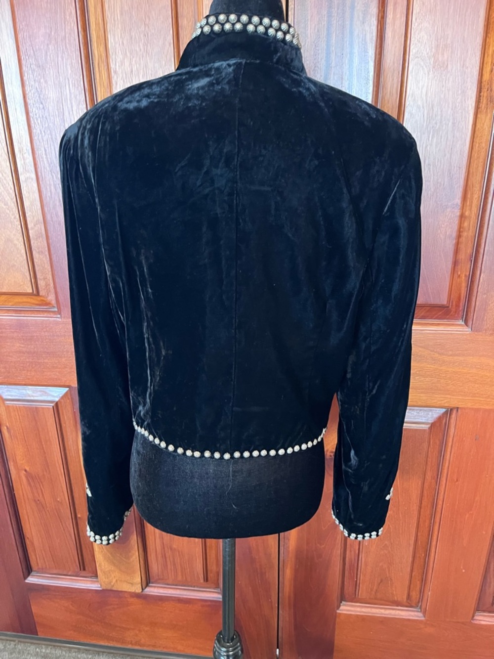 Double D Ranch Wear Black Velvet Studded  Crossess Womens Cropped Jacket Sz M - Picture 6 of 11